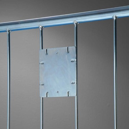 Rollcontainers mm.715x805x1800h adatti nei camion, caricati ed affiancati a gruppi di 3.